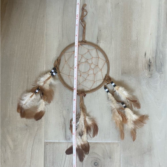 Dreamcatcher with Feathers and Beads - Picture 9 of 13